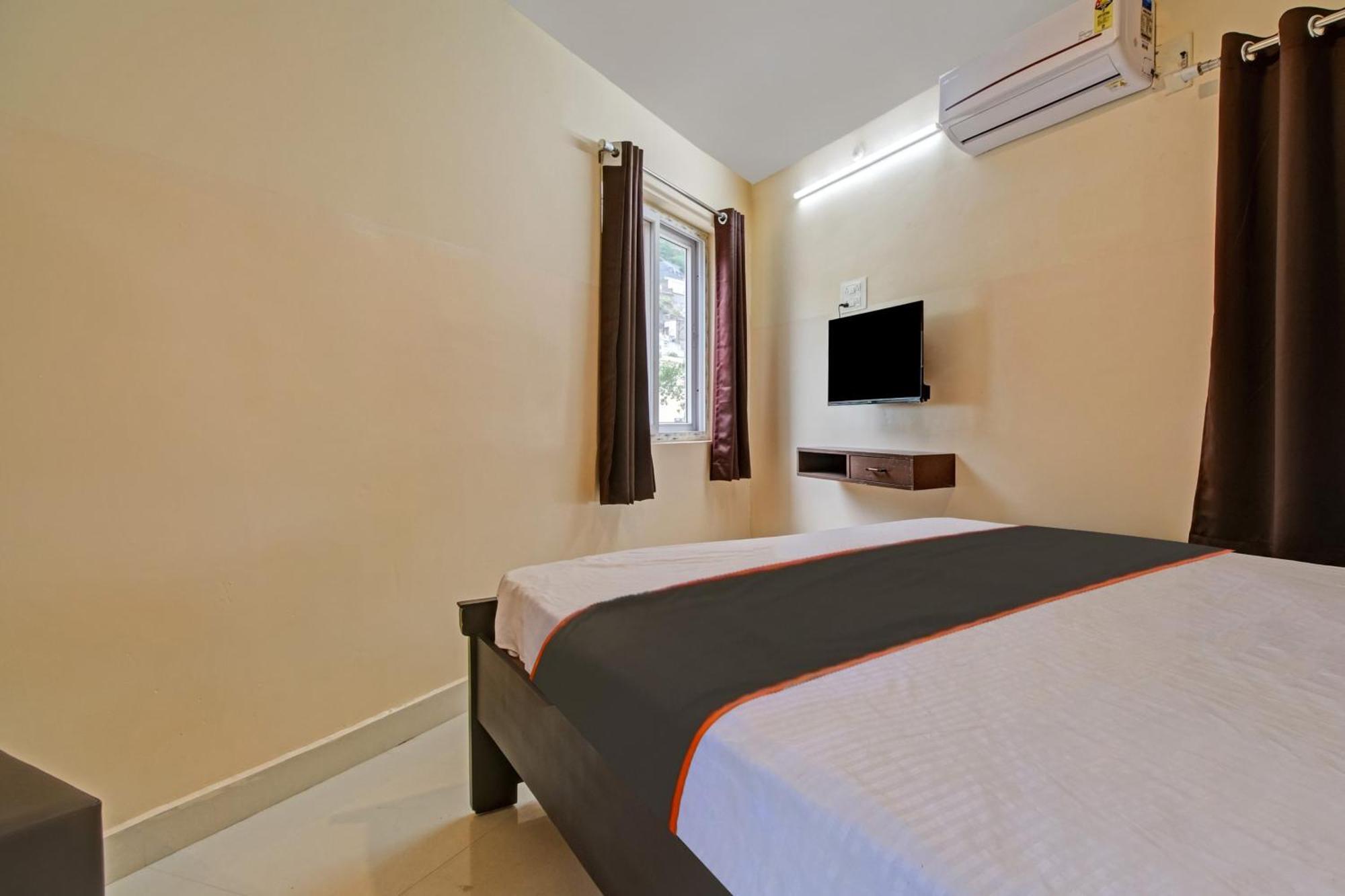 Hotel O Rsd Grand Gunadala Ngoại thất bức ảnh