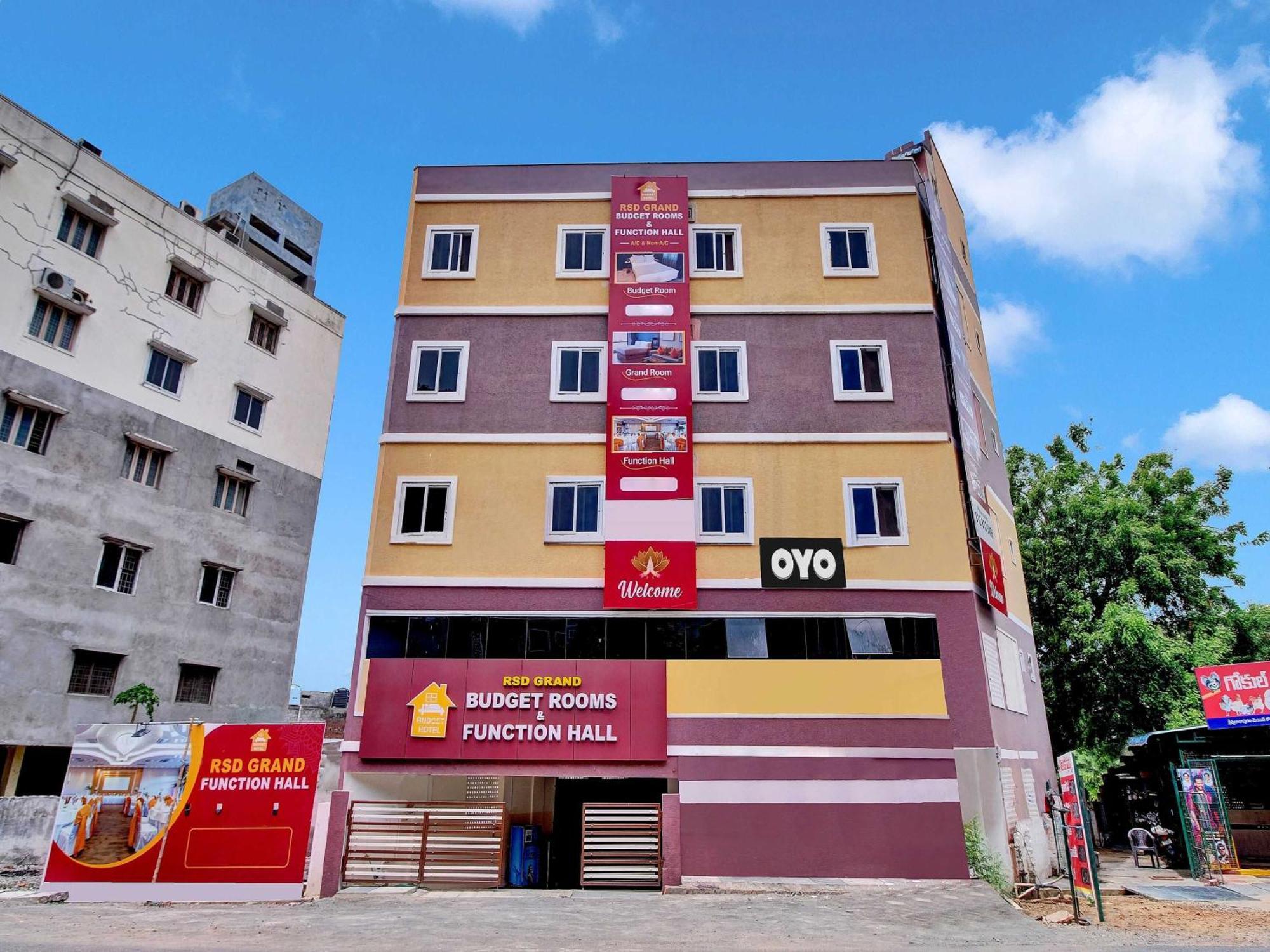 Hotel O Rsd Grand Gunadala Ngoại thất bức ảnh