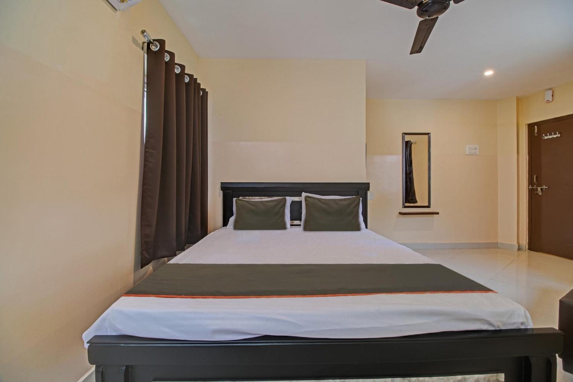 Hotel O Rsd Grand Gunadala Ngoại thất bức ảnh